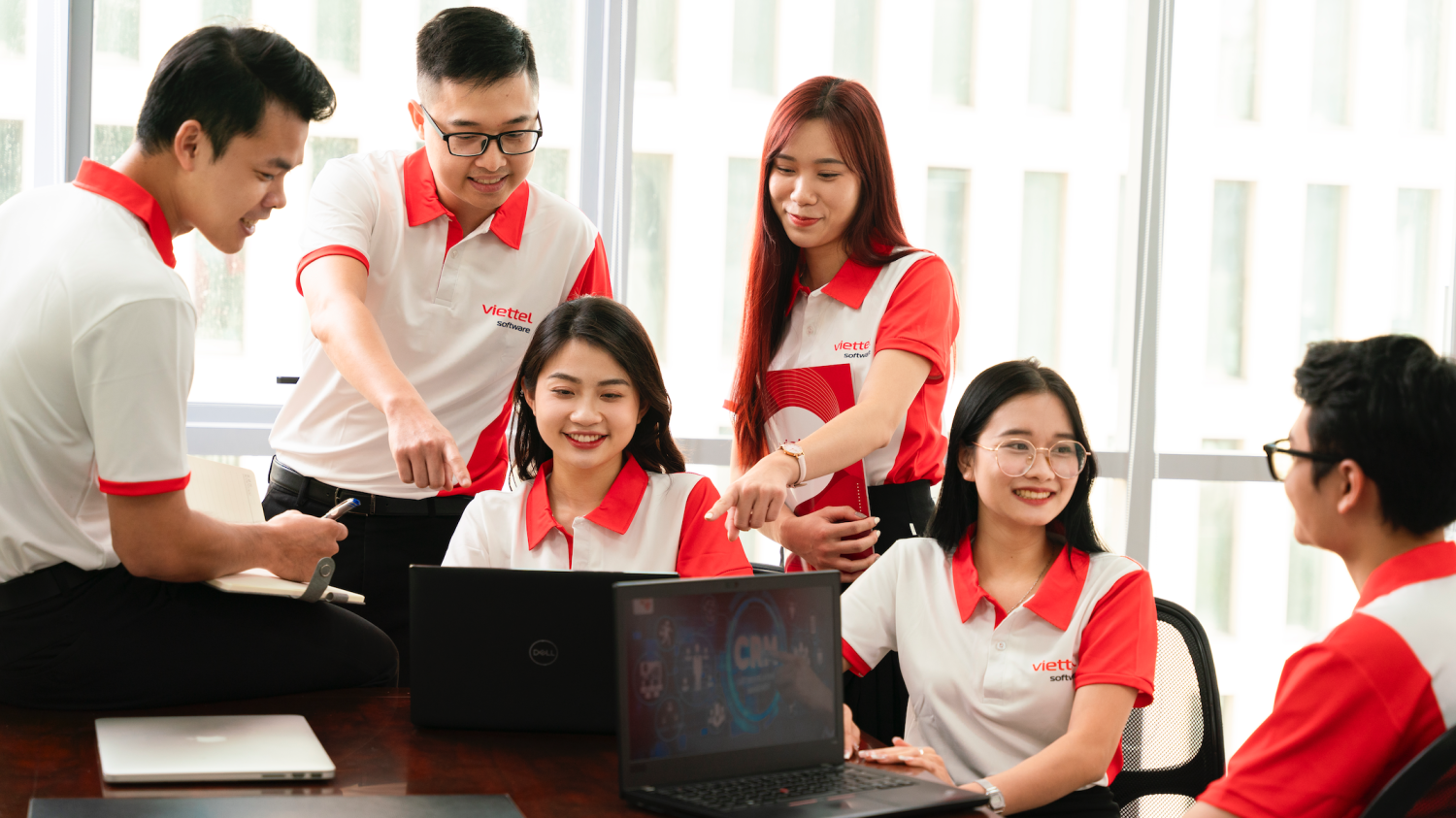 Ứng xử trong công việc: Người Viettel yêu công việc của mình