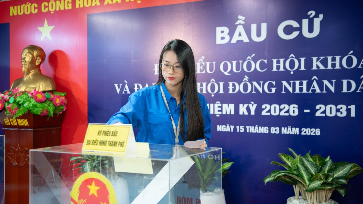 Cử tri Viettel phấn khởi dự ngày hội lớn