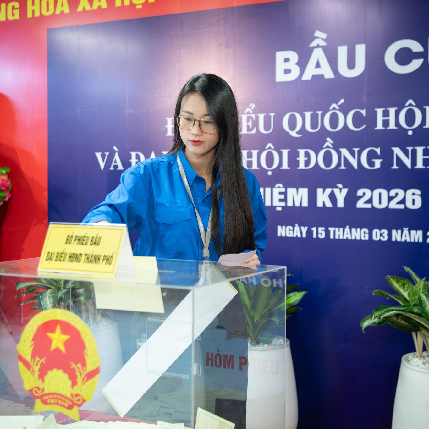 Cử tri Viettel phấn khởi dự ngày hội lớn