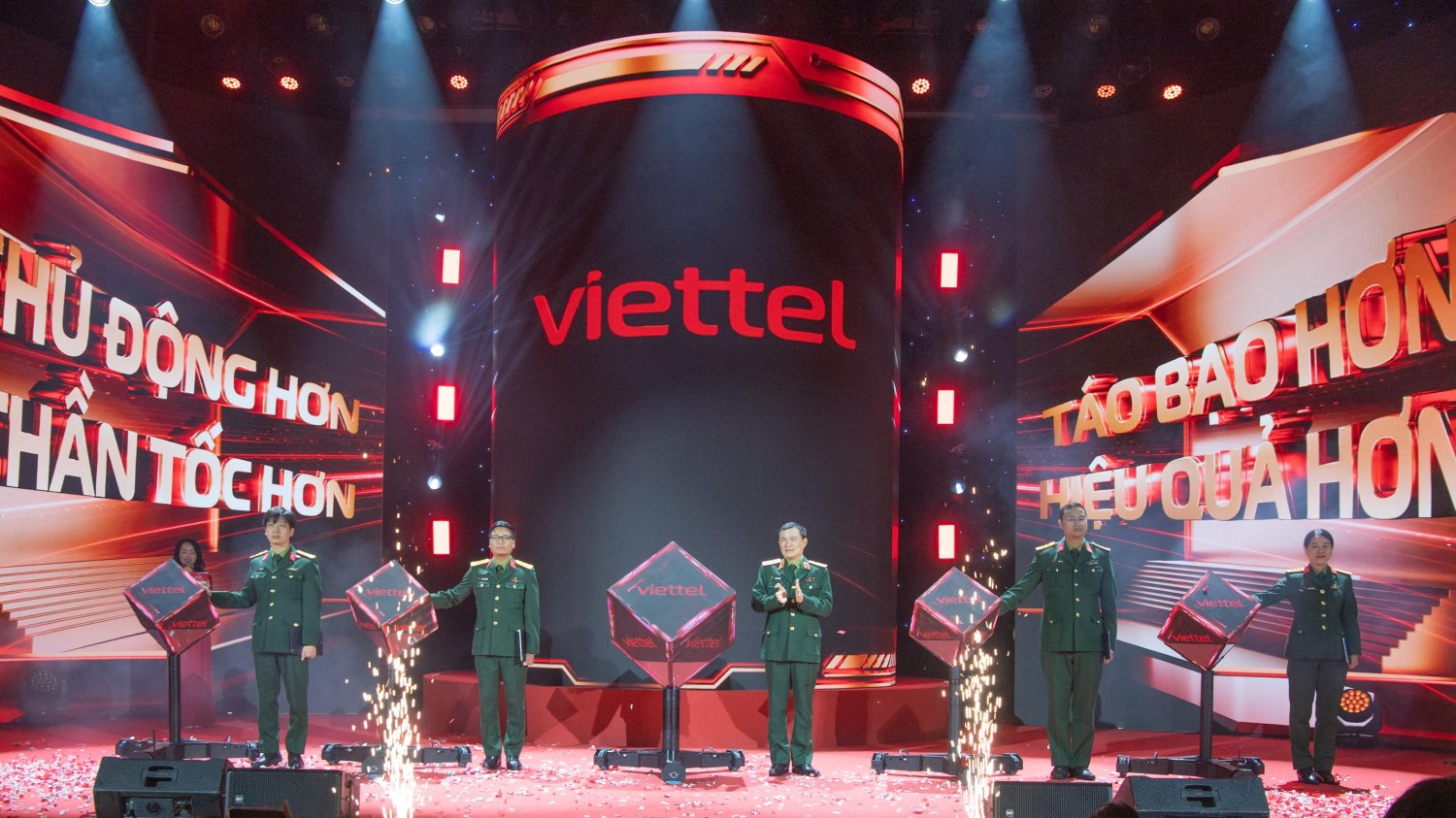 Rộn ràng khí thế đầu xuân, Tập đoàn phát lệnh ra quân năm 2026