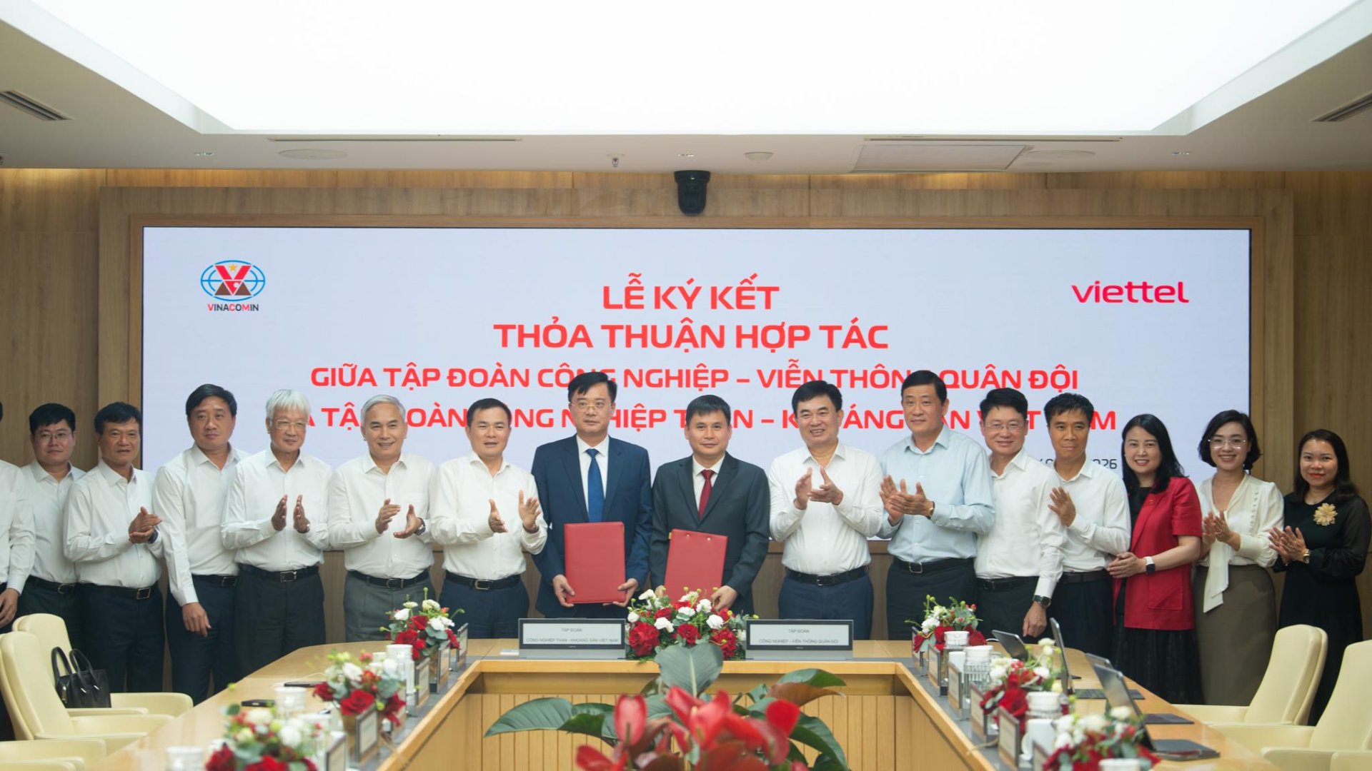 Viettel hợp tác với TKV mở hướng đi mới từ công nghệ đến vật liệu