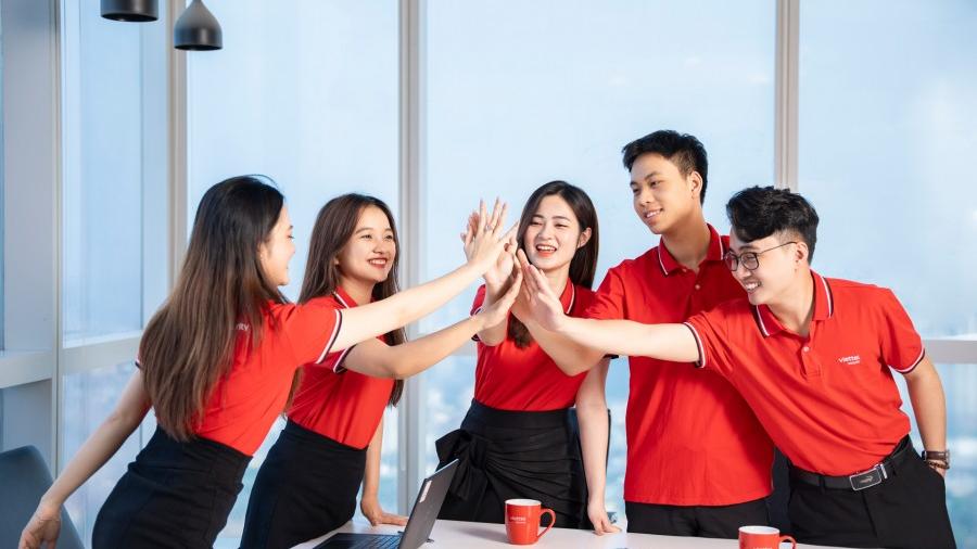 Vần thơ quyết tâm của người Viettel từ những chia sẻ của Chủ tịch Tập đoàn