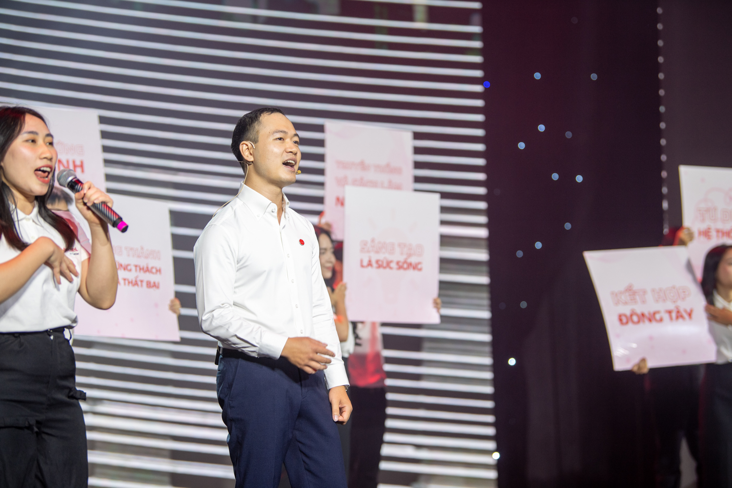 20250910 WOW Viettel 2025-135