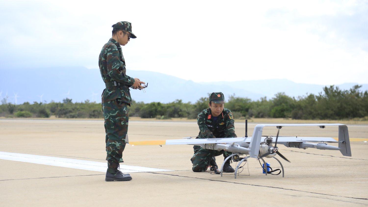 Viettel bàn giao UAV tới Bộ Tư lệnh Bộ đội Biên phòng