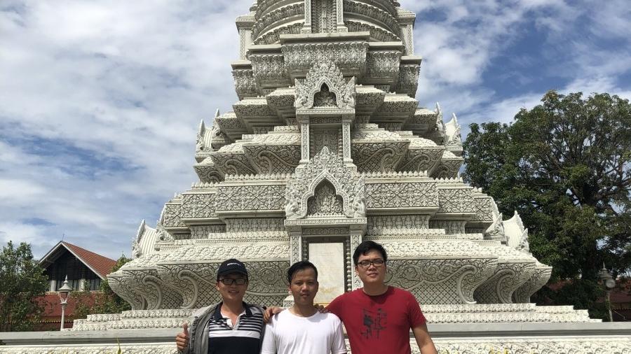 Bánh xe tuk tuk và vòng quay của người khai phá