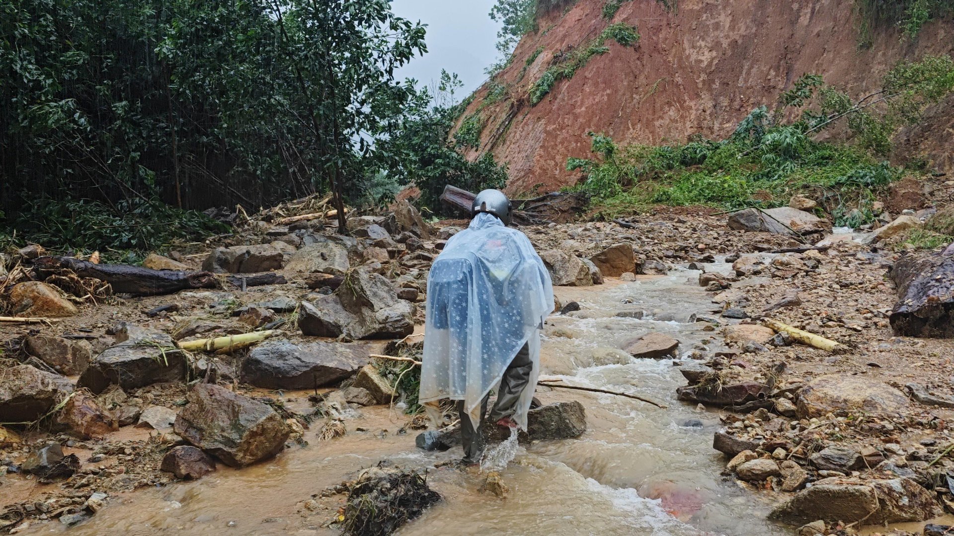 Dải đất miền Trung không còn xã trắng sóng