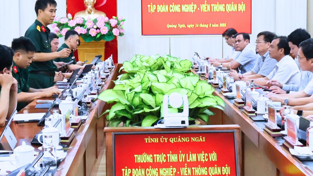 Tỉnh ủy Quảng Ngãi đề nghị Viettel là nòng cốt, hạt nhân CĐS cho tỉnh