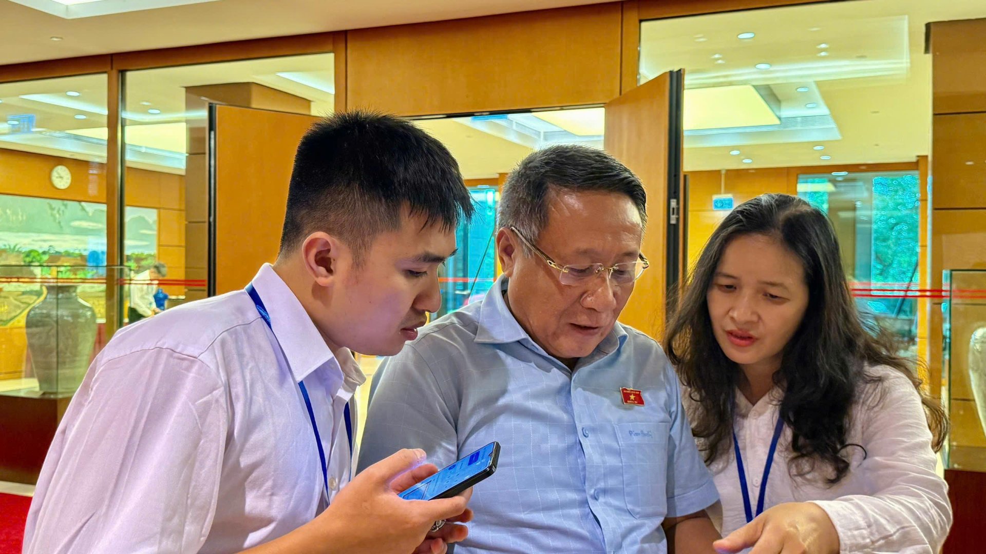 Tính năng tóm tắt được Đại biểu yêu thích trên ứng dụng Quốc hội số