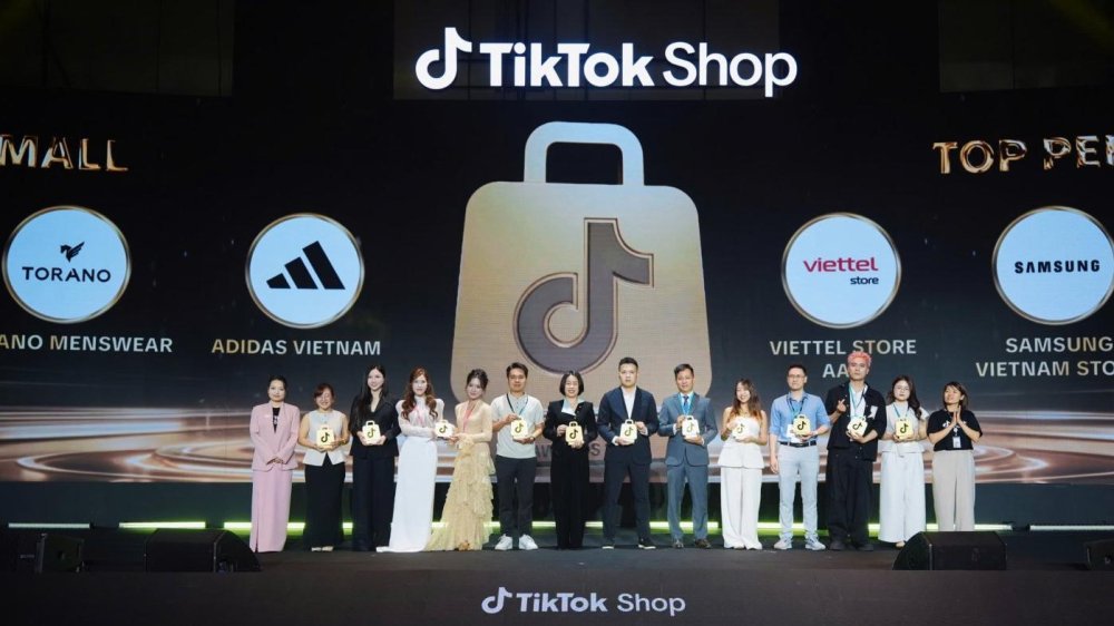 Viettel Store là 'nhà bán hàng xuất sắc' trên TikTok Shop
