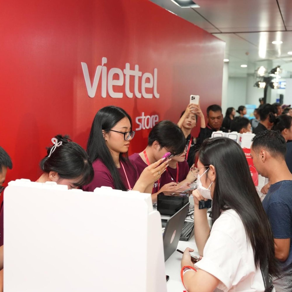 Viettel Store đồng loạt mở bán iPhone 18 Pro series trên toàn quốc