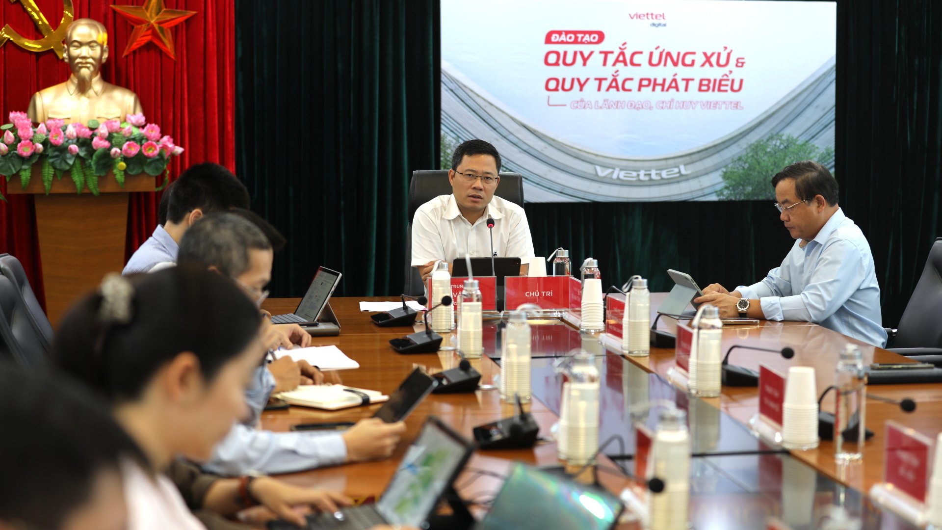 VDF cùng thực hành văn hóa để làm chuẩn mực trong môi trường fintech