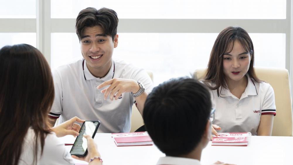 'Newbie' nghĩ gì về Viettel?