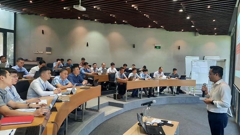 Bất kỳ ai mang đến cho ta sự học hỏi đều là thầy