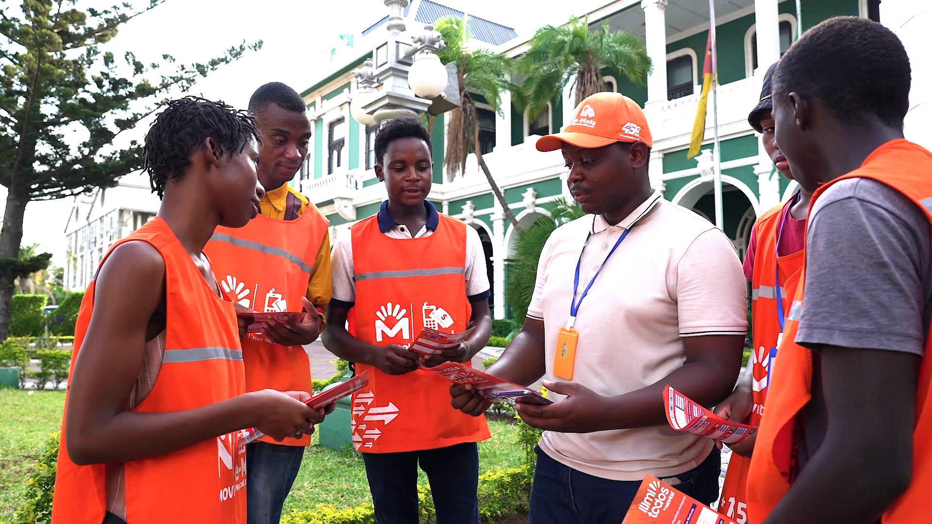 Nghĩ khác, làm khác - Bài học vươn lên và giữ vững số 1 của Movitel