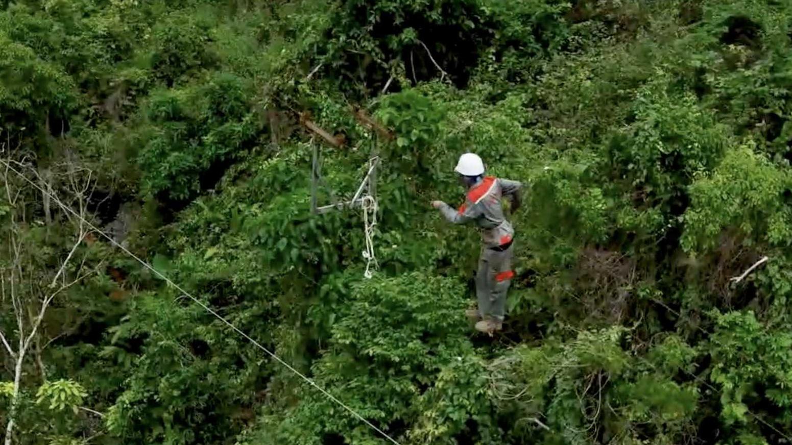 Công nghệ giúp mạng lưới Viettel bền vững trước mưa bão