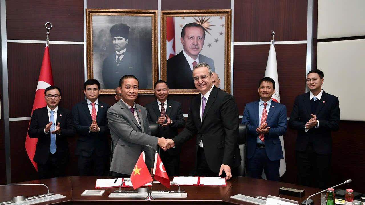 VMC hợp tác với công ty quốc phòng hàng đầu Thổ Nhĩ Kỳ để mở rộng thị trường mới