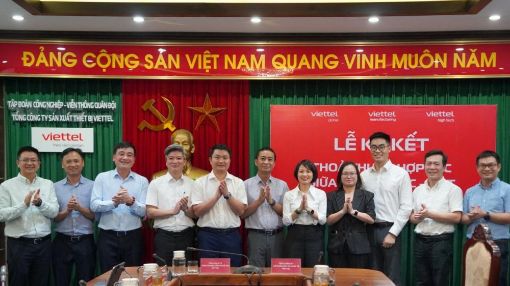 VMC, VHT và VTG ký kết hợp tác đưa sản phẩm 'make by Viettel' vươn tầm quốc tế