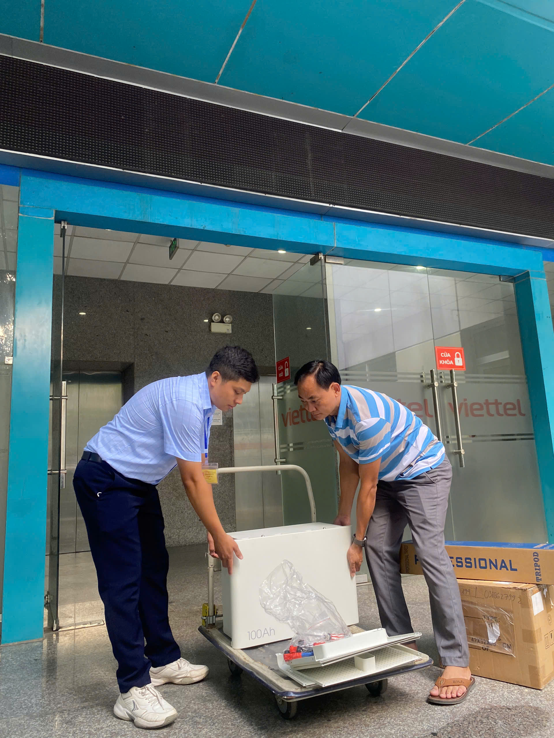 z6938626201940_80595024301286c37d9629a50ac0ad14