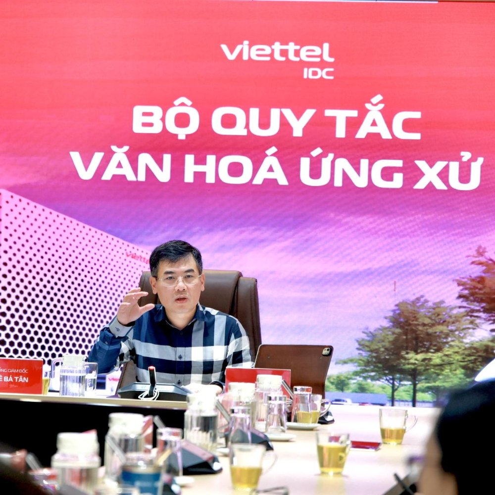 TGĐ Viettel IDC trực tiếp đào tạo cho 100% CBNV về Bộ quy tắc văn hoá ứng xử