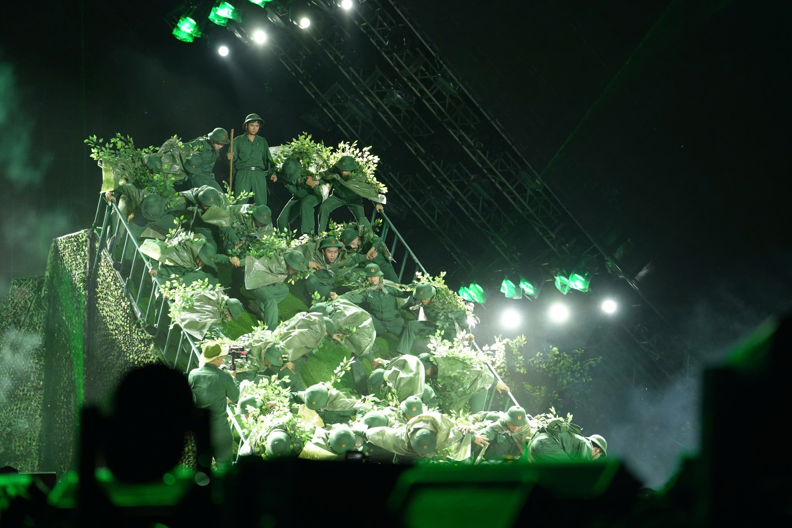 z6940539611254_a0c226b5df3b049065590d1fa7161ccc