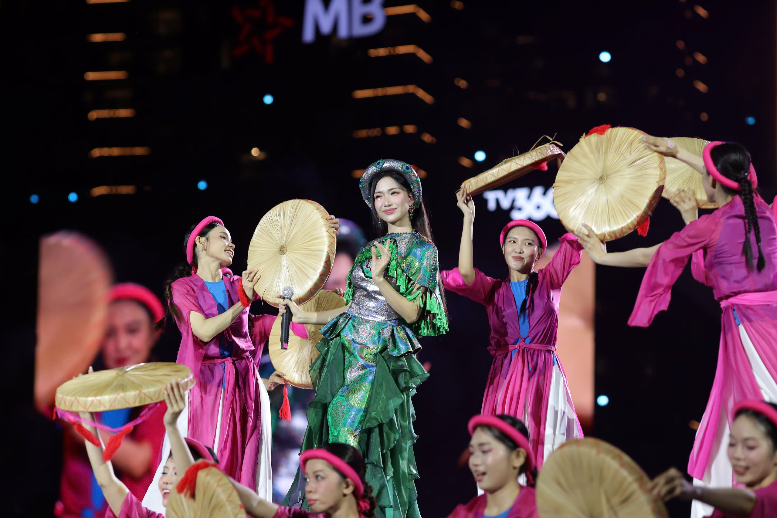 z6941083560165_39f13dbca57ddc5cfd4f5d1b707e207e