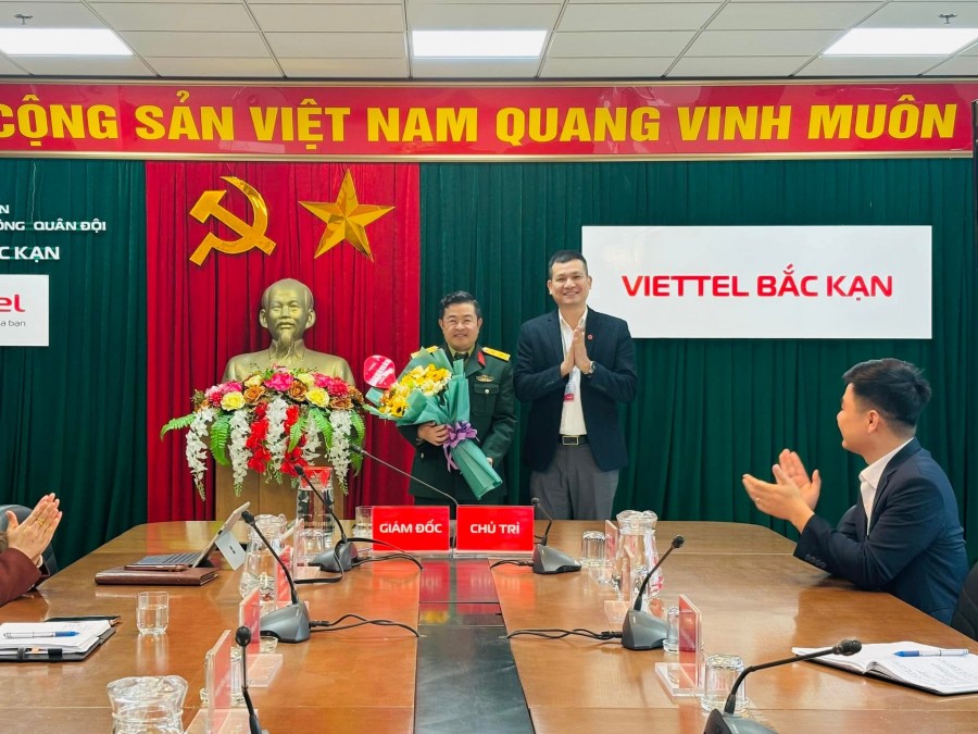 Ngày 13/02/2025, Đ/c Lê Minh Dương chính thức nhận quyết định giữ chức Giám đốc Viettel Kon Tum