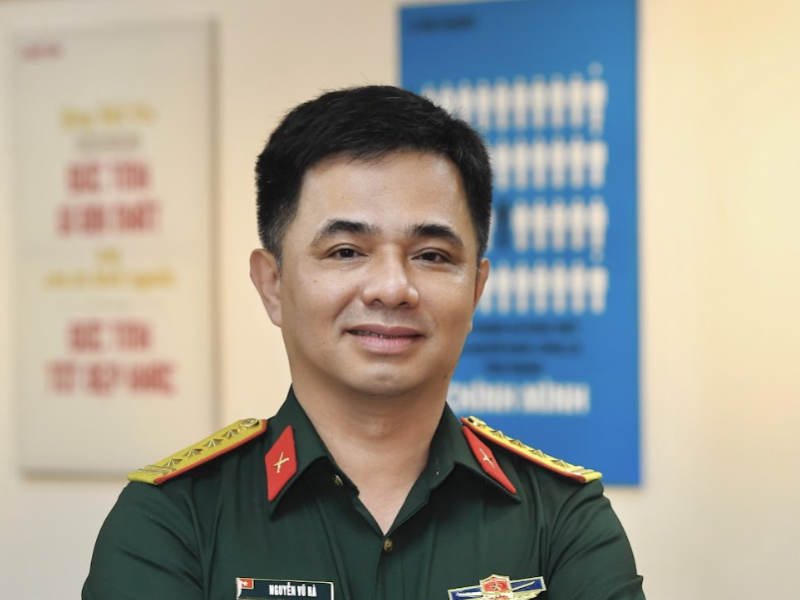 Khoảnh khắc bàn giao nhiều cảm xúc của Phó TGĐ Tập đoàn Nguyễn Vũ Hà tại VHT