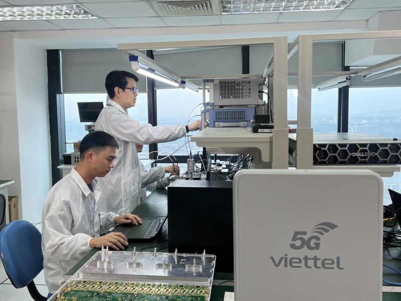 Thiết bị 5G gNodeB VHT đã đạt chỉ tiêu kỹ thuật Tập đoàn đề ra.