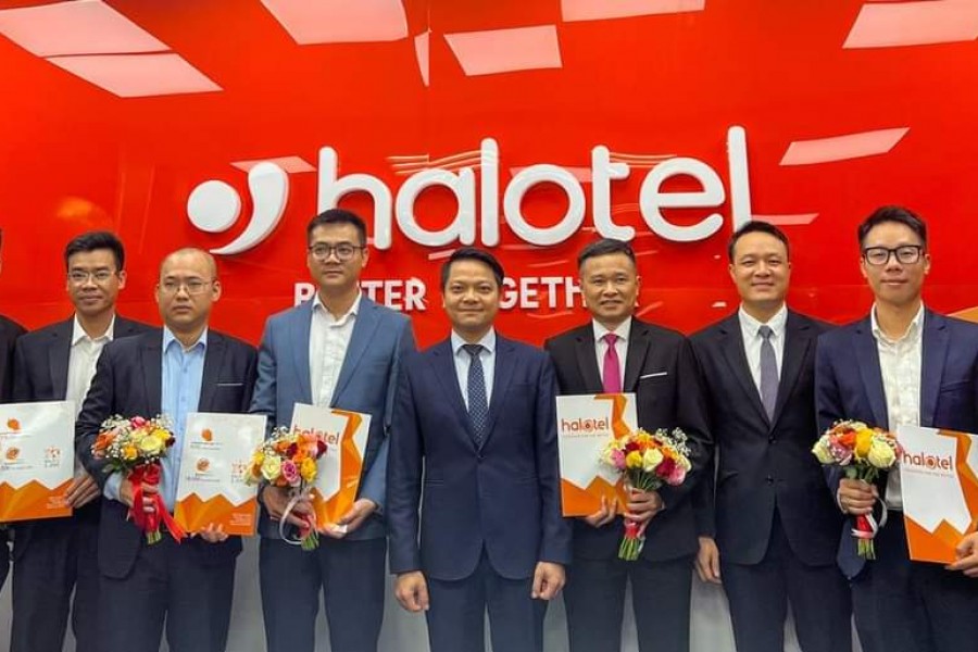 CEO Halotel: 'Khó khăn nhiều và kéo dài, nhưng chúng tôi có ý chí và niềm tin'