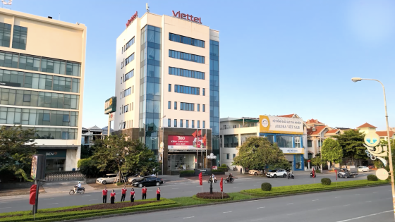Bước vào 'Câu lạc bộ nghìn tỷ' ở Viettel