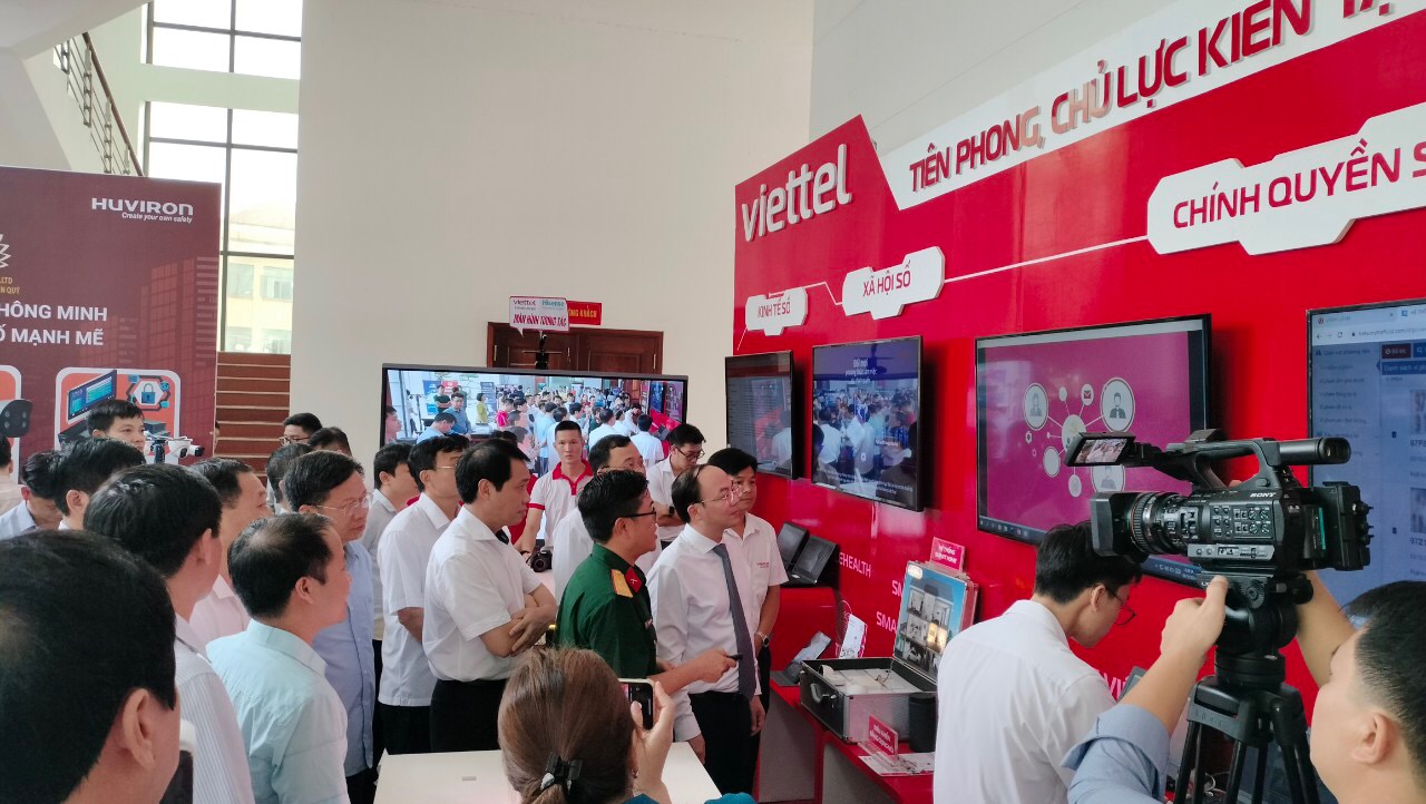 Viettel giới thiệu Dịch vụ CĐS với Lãnh đạo Tỉnh